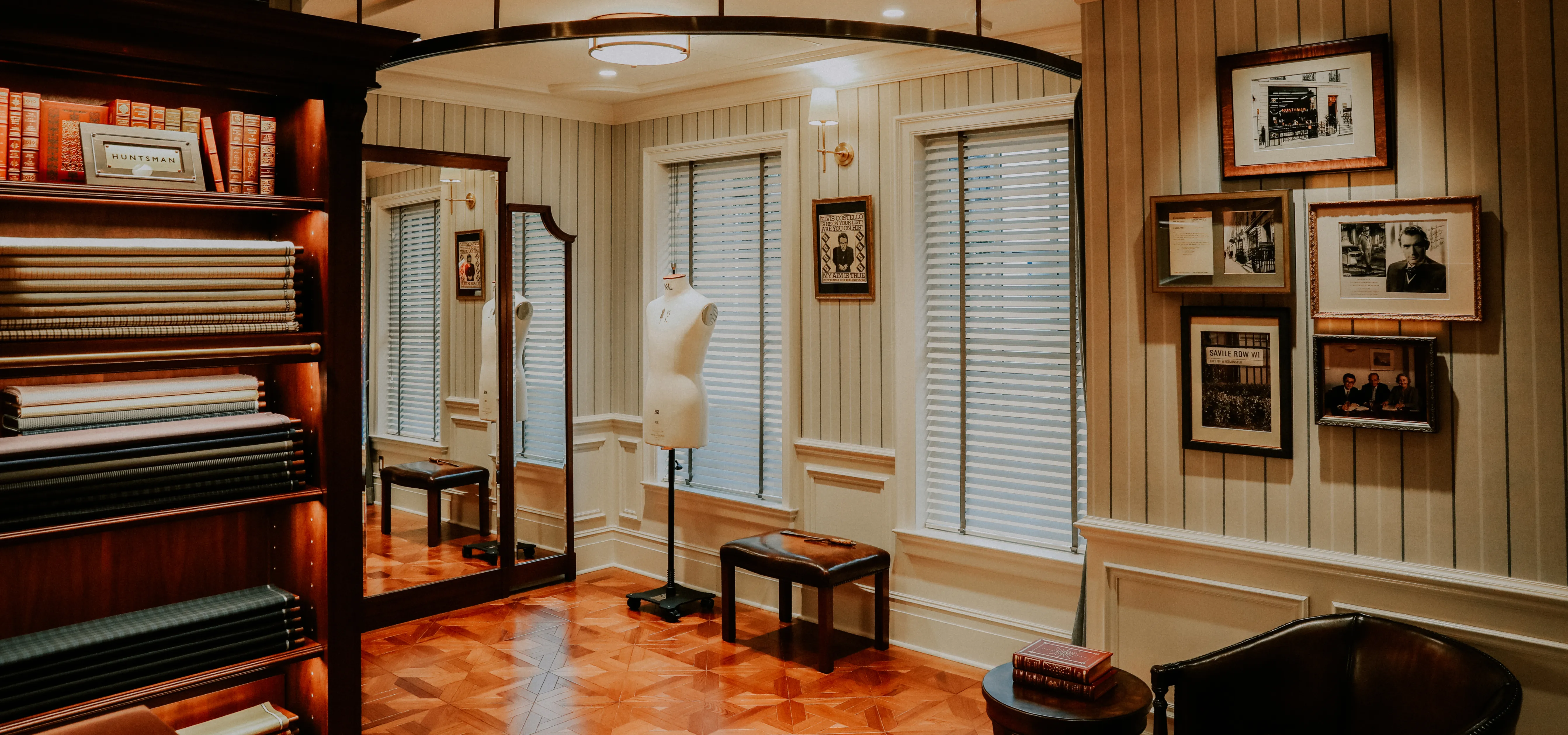 KINDWARE Flagship Store Fitting Room